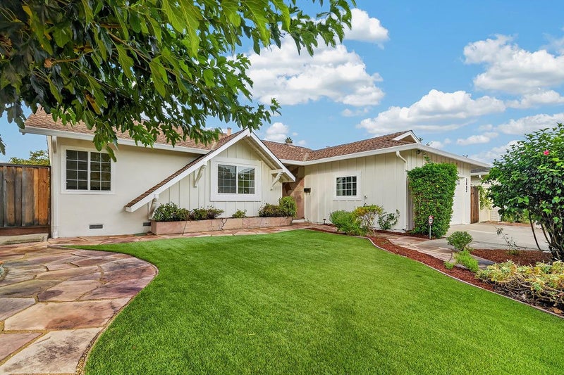 3483 Emmett Place