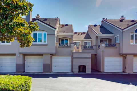Photo of 4098 Biscotti Place, SAN JOSE, CA 95134 (MLS # ML82025763) Photo of 4098 Biscotti Place, SAN JOSE, CA 95134 (MLS # ML82025763)