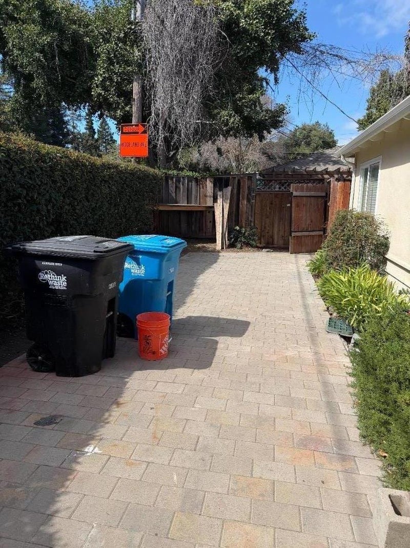 1811 Woodland Avenue