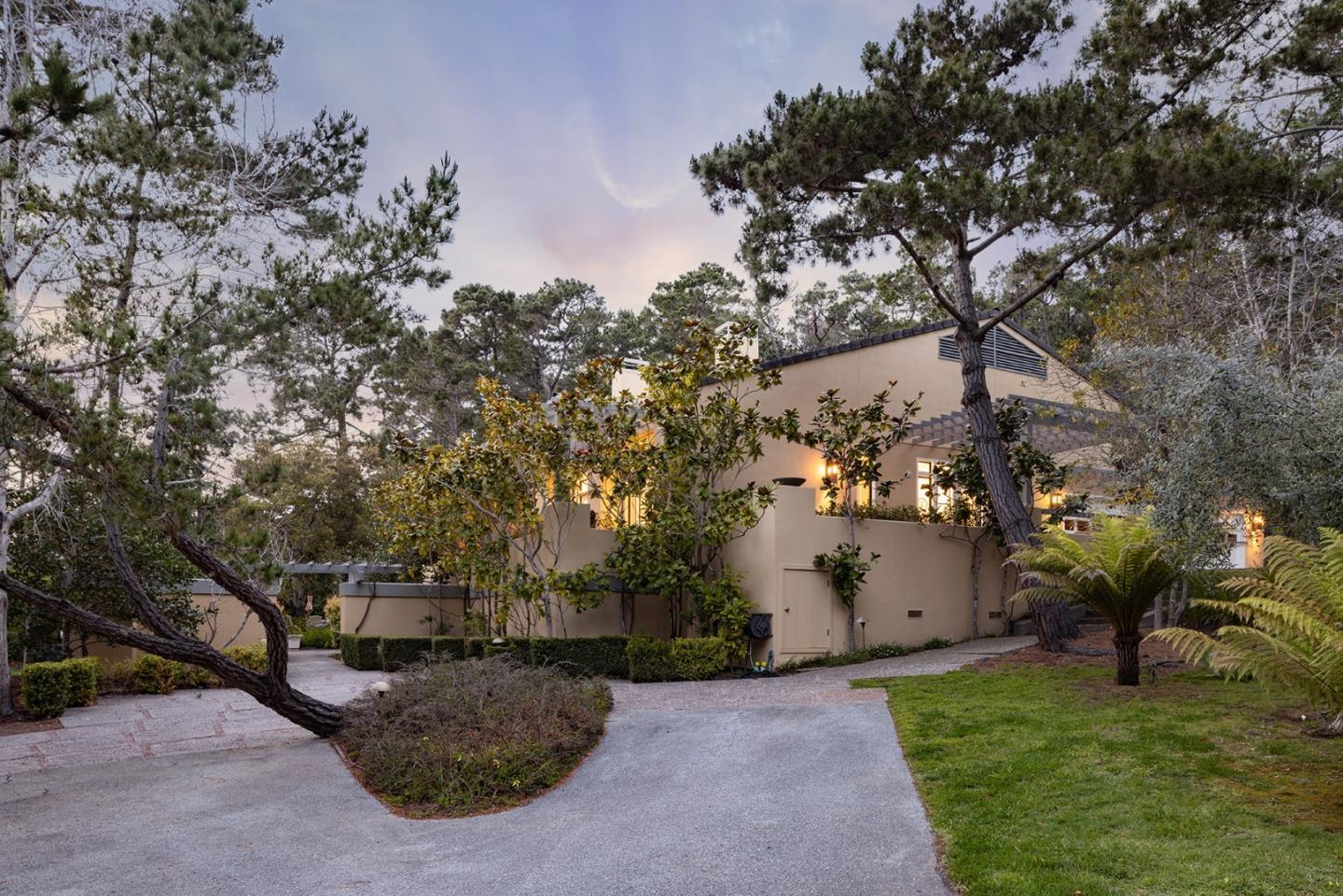 1579 Griffin Road