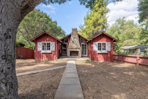 51 El Potrero CARMEL VALLEY CA 93924