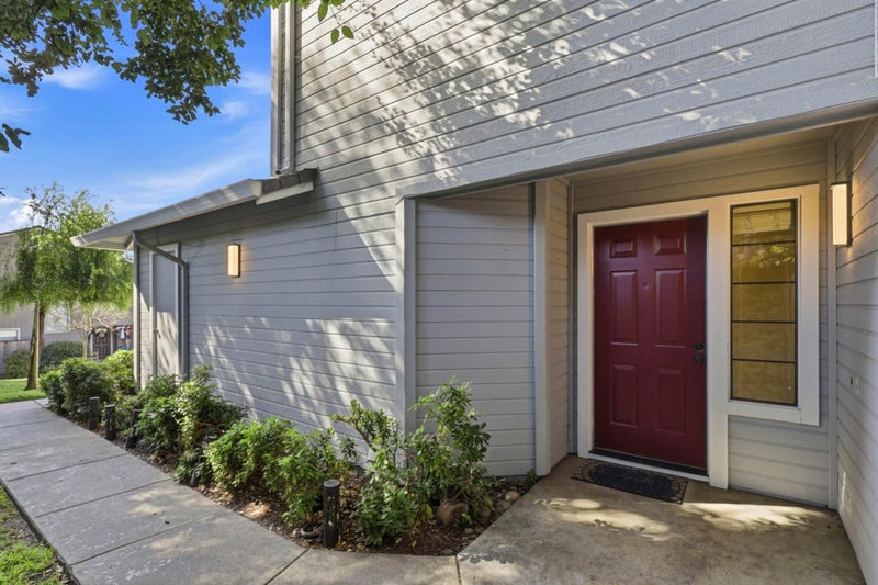 76 Bright View Lane