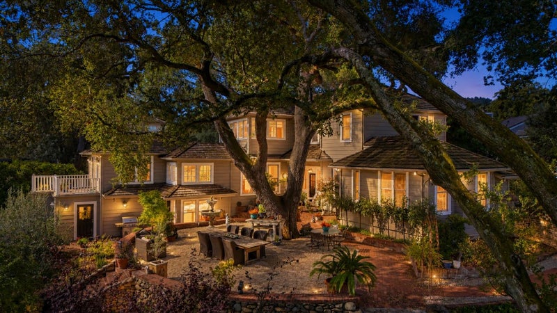 120 Oak Meadow Drive