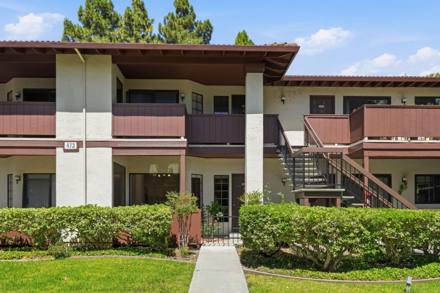 473 Costa Mesa Terrace C