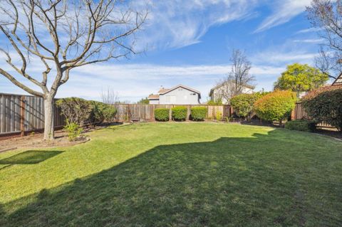 Tiny photo for 476 Tarter Court, SAN JOSE, CA 95136 (MLS # ML82035893)
