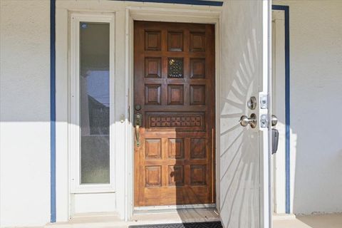 Tiny photo for 940 37th, OAKLAND, CA 94608 (MLS # ML82029242)