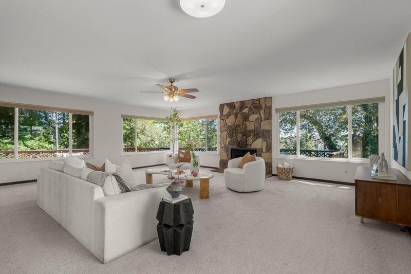 599 Hacienda Drive