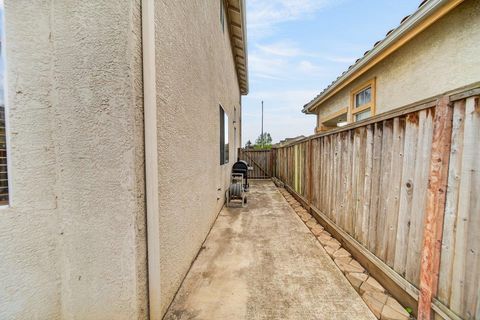 Tiny photo for SALINAS, CA 93906 (MLS # ML82042750)