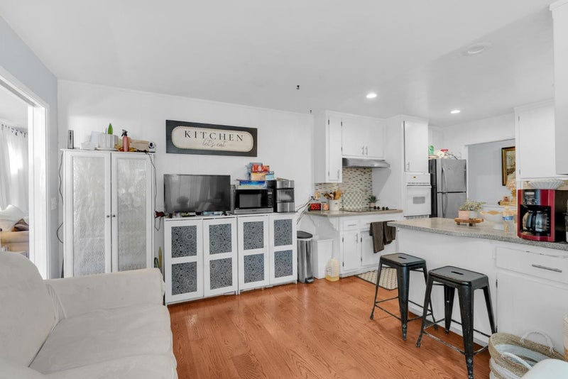 1567 Hawes Court