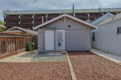 Tiny photo for 421 Elizabeth Street, San Jose, CA 95112 (MLS # ML82042975)