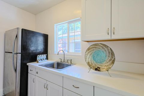 Tiny photo for 421 Elizabeth Street, San Jose, CA 95112 (MLS # ML82042975)