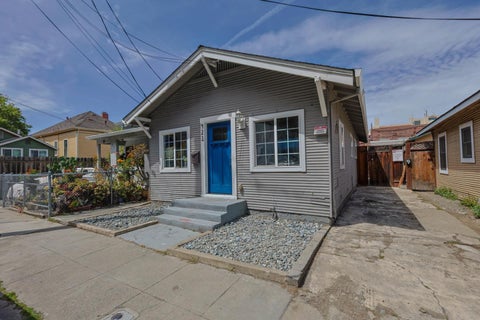 Tiny photo for 421 Elizabeth Street, San Jose, CA 95112 (MLS # ML82042975)