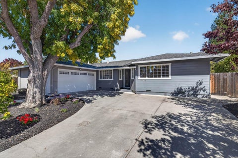 Photo of 10470 Glenview Avenue, CUPERTINO, CA 95014 (MLS # ML82063921)