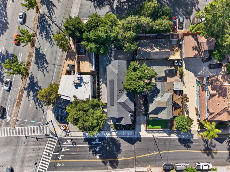 407 University Avenue