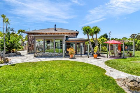 Photo of 575 Dolores Avenue, HALF MOON BAY, CA 94019 (MLS # ML82020787)