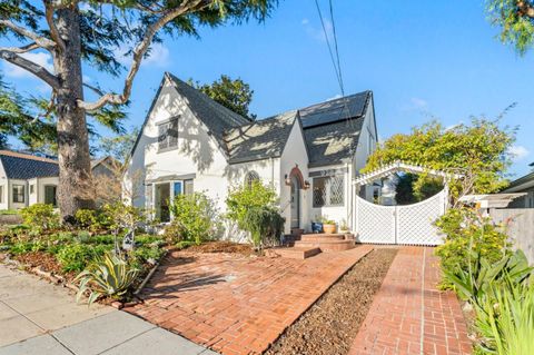 Featured picture for the property ML81989391