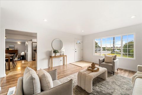 Tiny photo for 277 Young Circle, MARINA, CA 93933 (MLS # ML82034435)