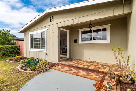 Tiny photo for 277 Young Circle, MARINA, CA 93933 (MLS # ML82034435)