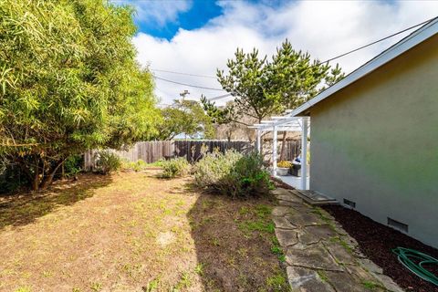 Tiny photo for 277 Young Circle, MARINA, CA 93933 (MLS # ML82034435)