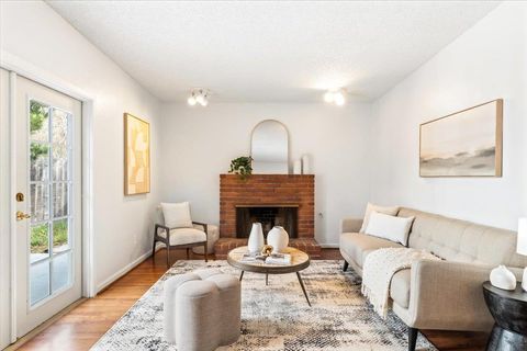 Tiny photo for 277 Young Circle, MARINA, CA 93933 (MLS # ML82034435)