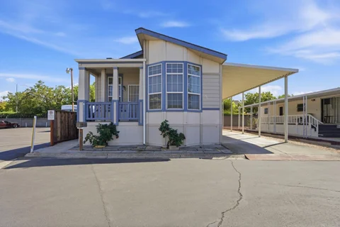 MLS: ML82054438
