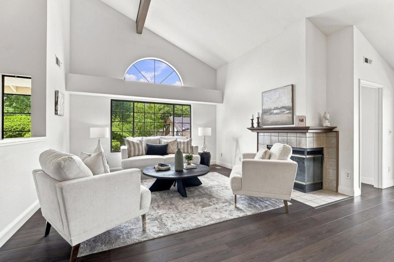 3327 Lake Albano Circle