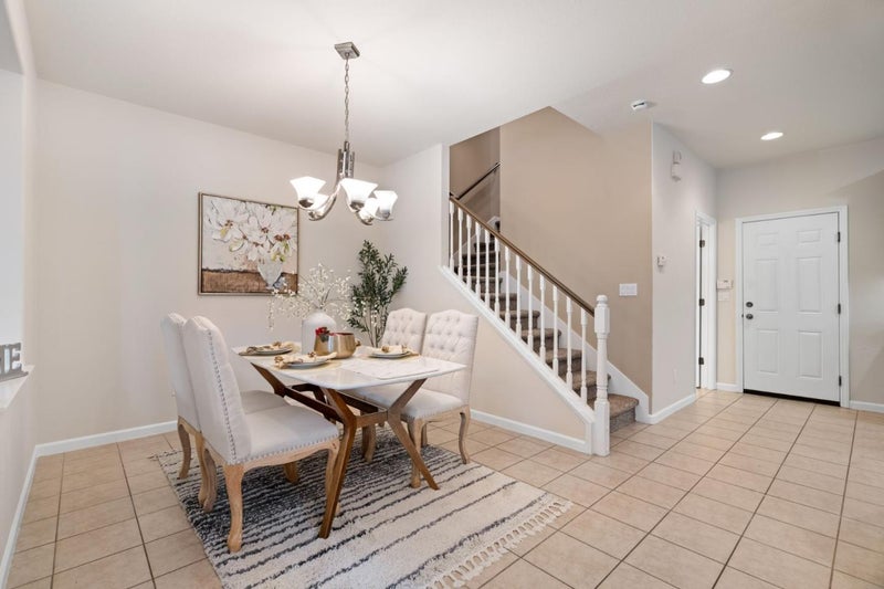 5300 Fioli Loop