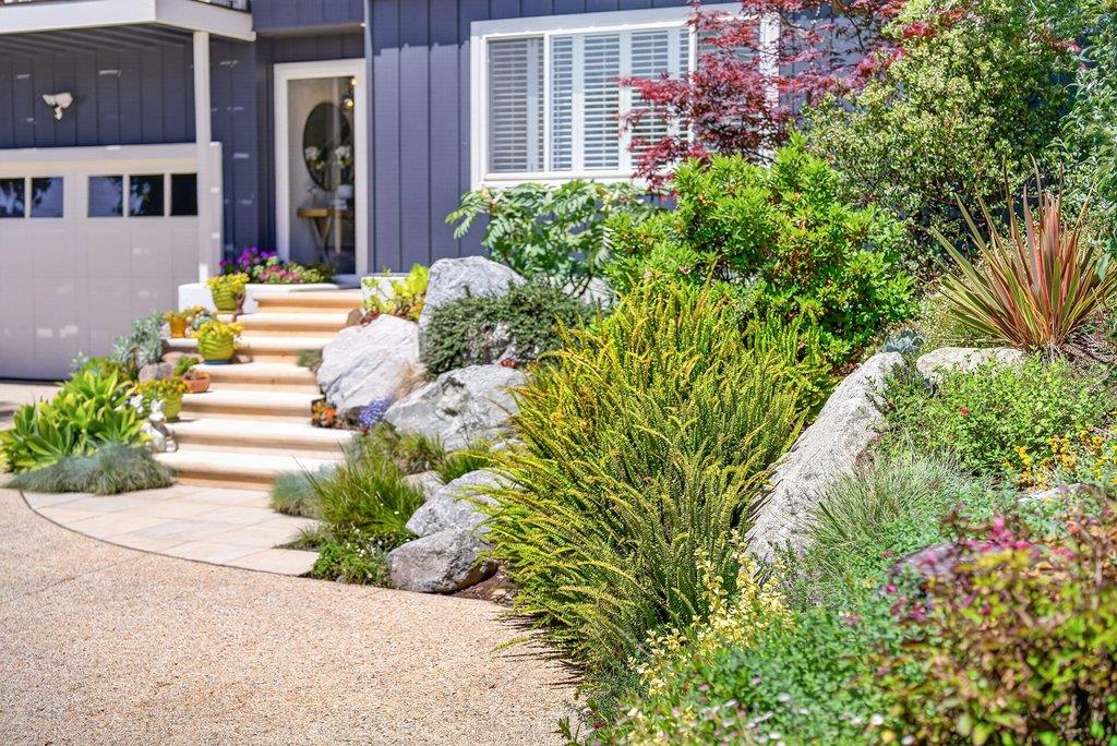 625 Vista Del Mar Drive