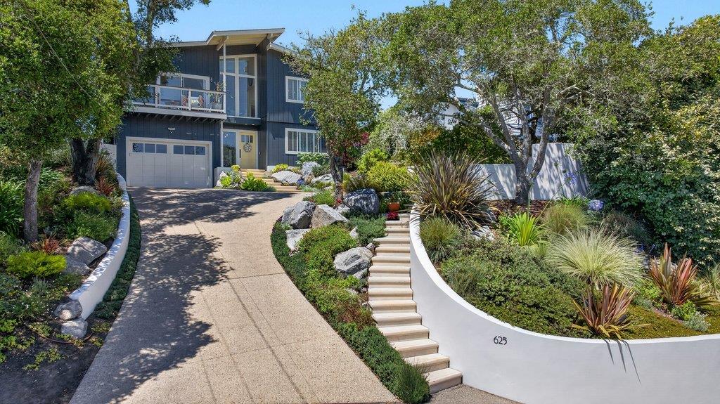 625 Vista Del Mar Drive