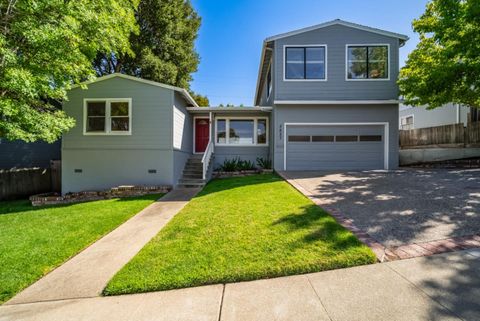 3827 Fernwood Street, San Mateo, CA 94403 - #: ML81974653