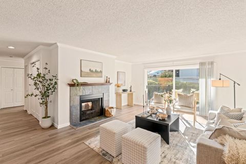 Photo of 1031 Cherry Avenue #29, SAN BRUNO, CA 94066 (MLS # ML82029276)