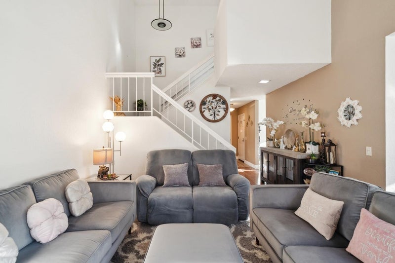 25 Deer Run Circle