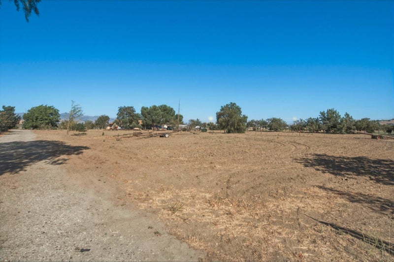315 Riverside Road