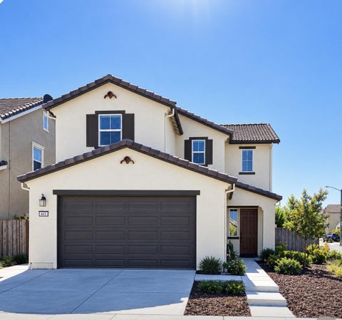Photo of 665 Tanoak Court, Hollister, CA 95023 (MLS # ML82063539)