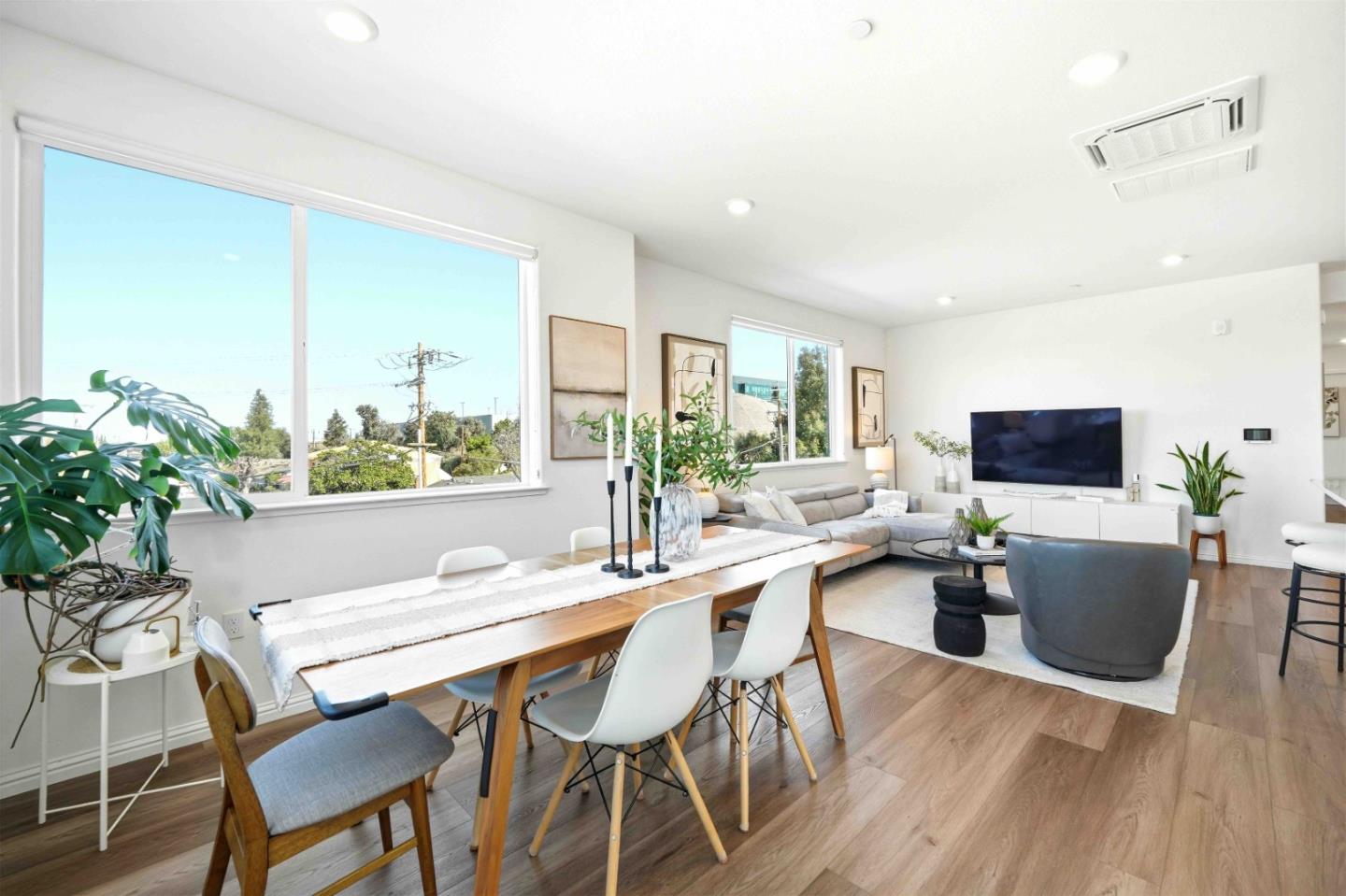 3207 Mallard Court 301