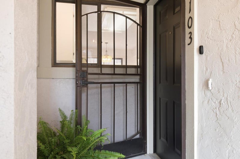 3103 Corte Cabrillo
