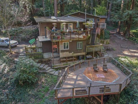 Photo of 1350 Lost Acre Drive, FELTON, CA 95018 (MLS # ML82033354)