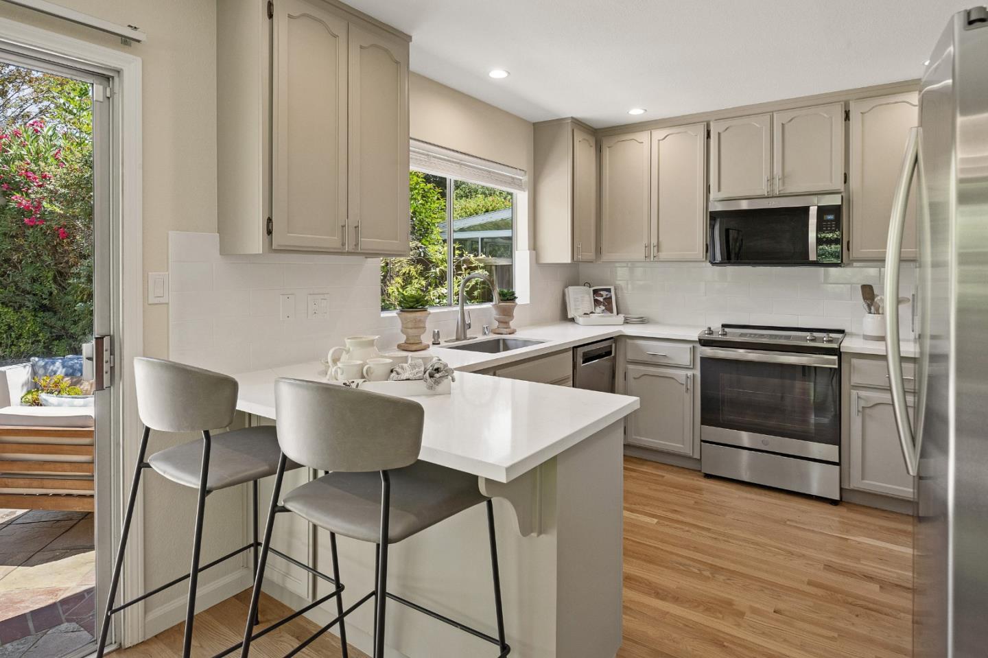 411 Offenbach Place