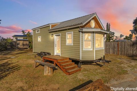 Photo of 15 Braemoor Drive, SANTA CRUZ, CA 95060 (MLS # ML82035897)