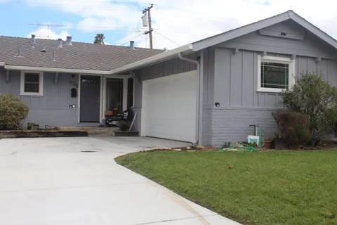 MLS: ML82008243