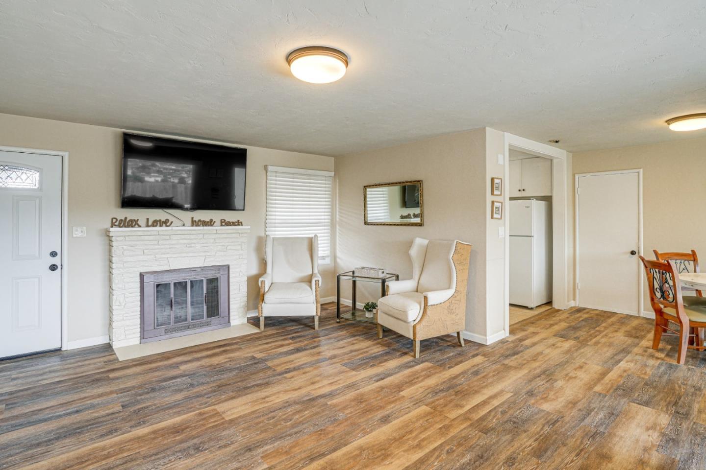 950 Portola