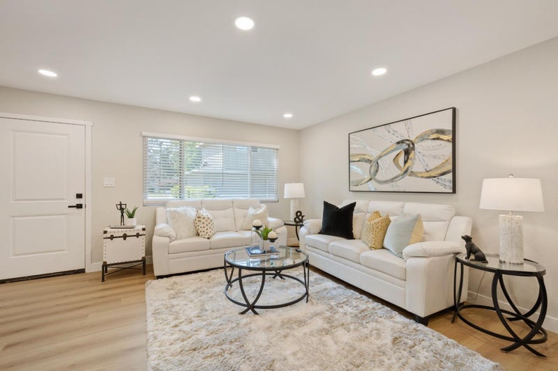 425 Poppy Place
