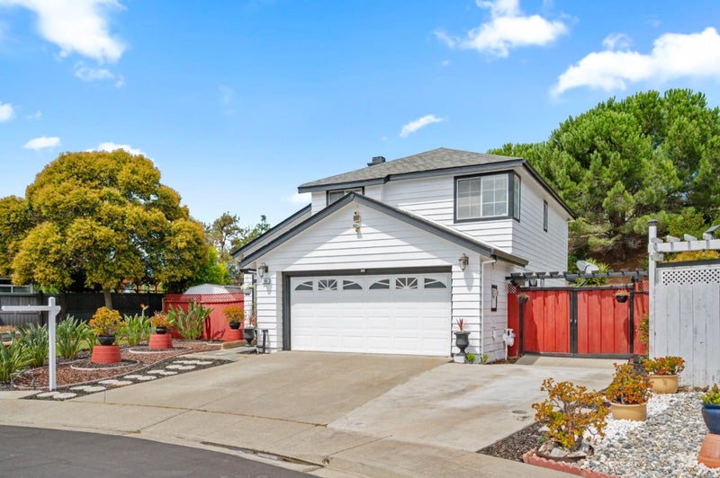 106 Carousel Drive