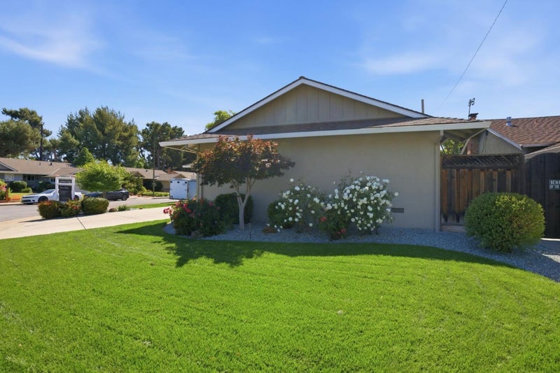 181 Warwick Drive