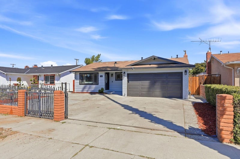 1902 South King Road
