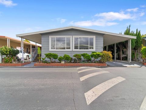 Photo of 543 Mountain Home Drive #543, SAN JOSE, CA 95136 (MLS # ML82021224)