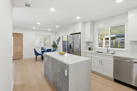 Tiny photo for 317 Dale Drive, San Jose, CA 95127 (MLS # ML82030774)