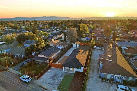 Tiny photo for 317 Dale Drive, San Jose, CA 95127 (MLS # ML82030774)