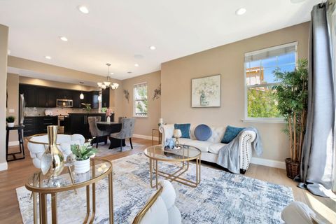 Photo of 347 Bella Ridge Terrace, SAN JOSE, CA 95125 (MLS # ML82025774) Photo of 347 Bella Ridge Terrace, SAN JOSE, CA 95125 (MLS # ML82025774)