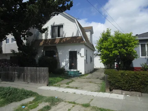 2625 High Street, Oakland, CA 94619 - #: ML82002889
